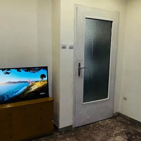 Retro In The Center Of Apartment *